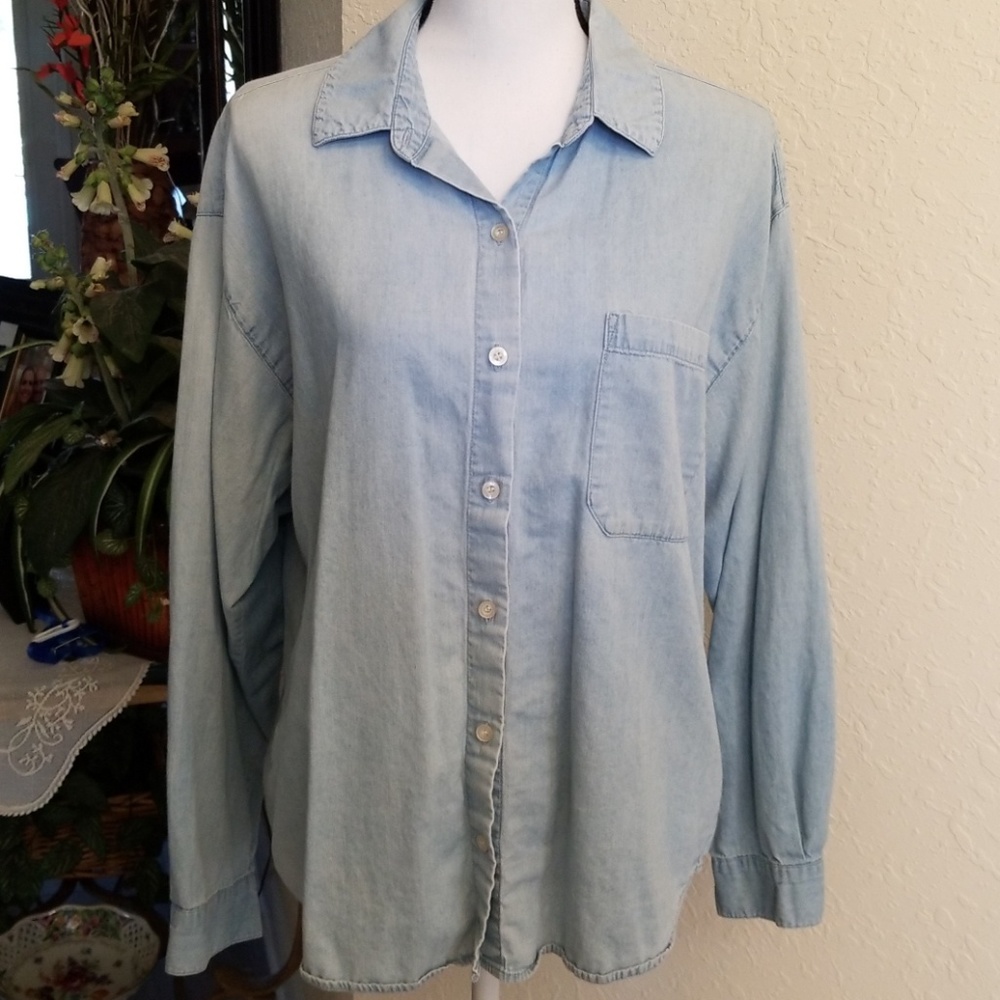 Denim button front long sleeve blouse